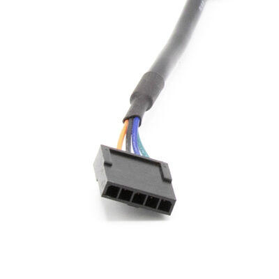 Assemblage de solutions de câblage automobile sur mesure pour la distribution mondiale