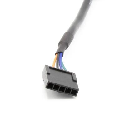 Assemblage de solutions de câblage automobile sur mesure pour la distribution mondiale